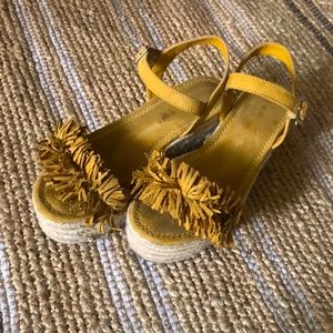 Pull&bear mustard platforms